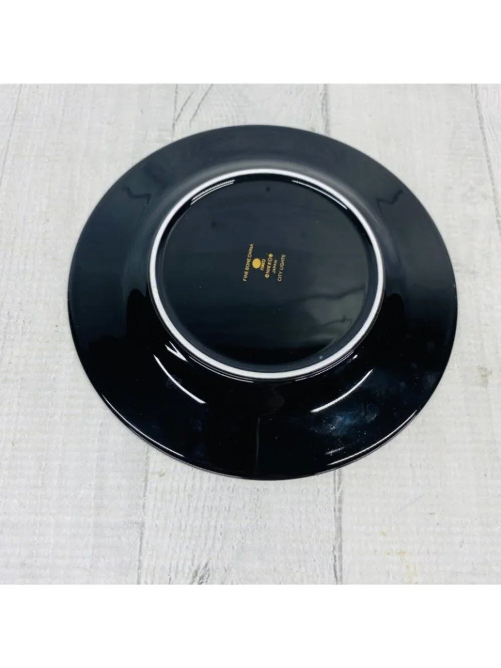 Nikko CITY LIGHTS Bone China Black Body Gold Swirl Inner Bread Side Plate Set 5